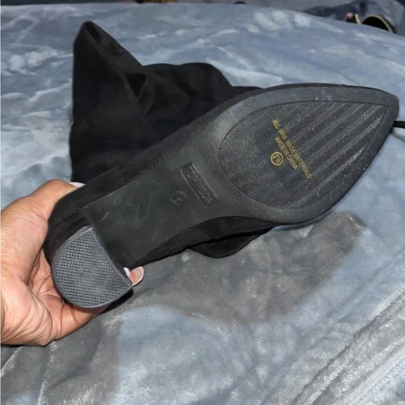 Black Over the knee boots - Picture 3 of 5